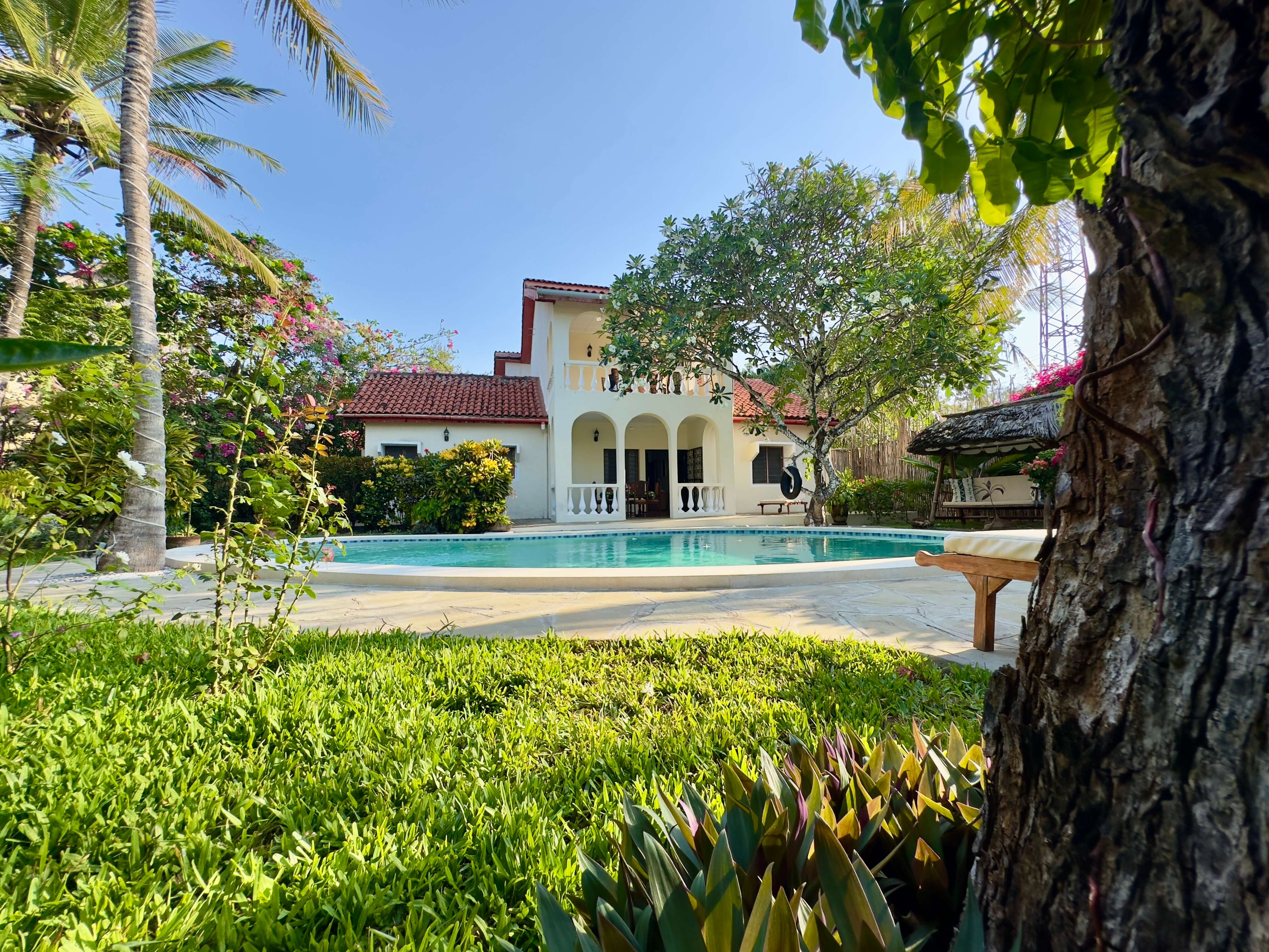 Banana Villas Watamu exterior view